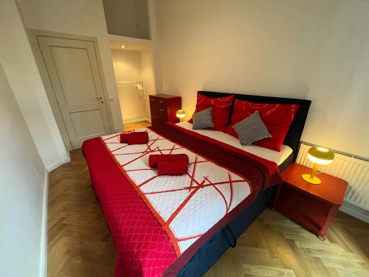 Riverbridge Apartments Praag