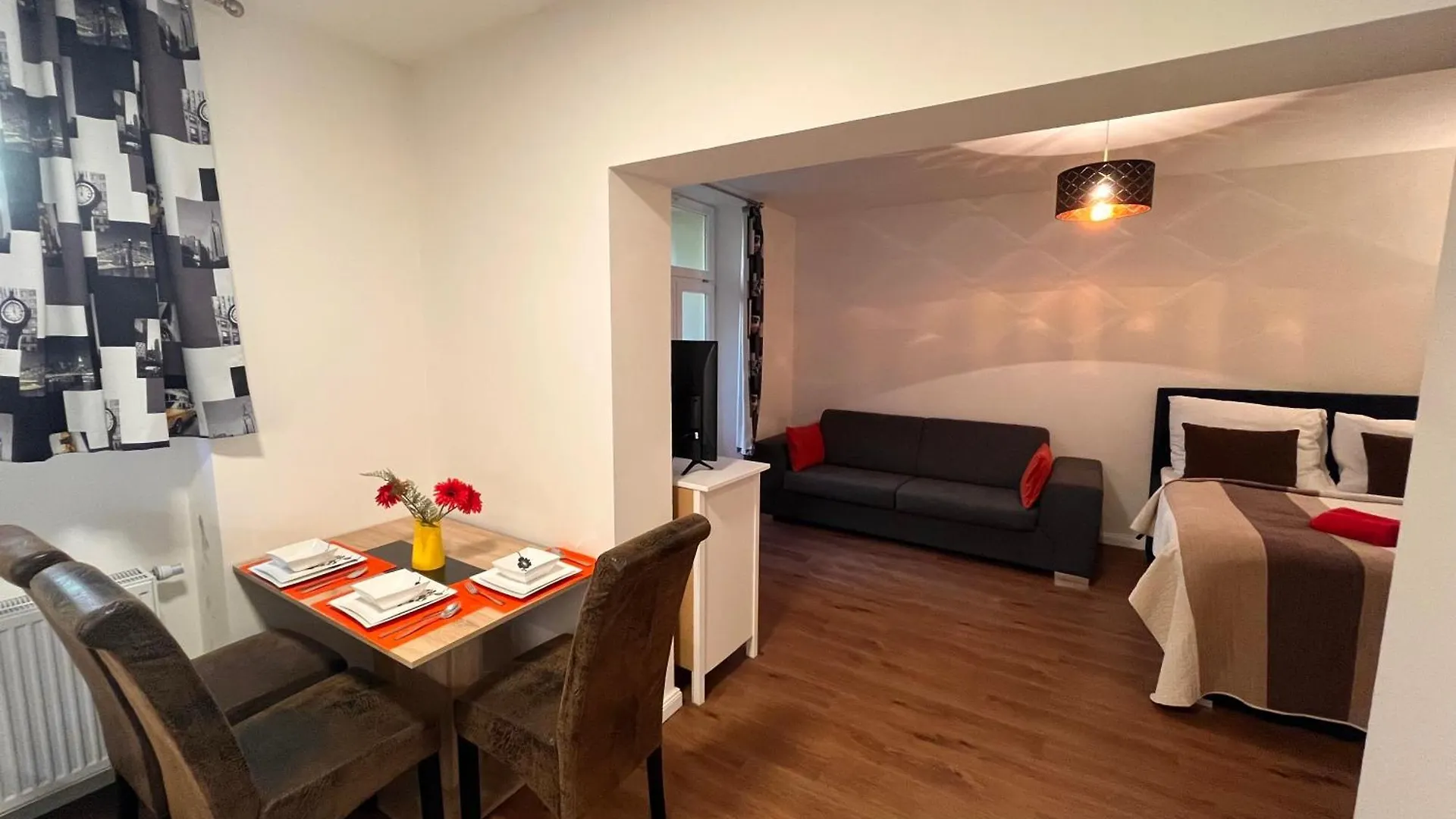 Riverbridge Apartments Πράγα