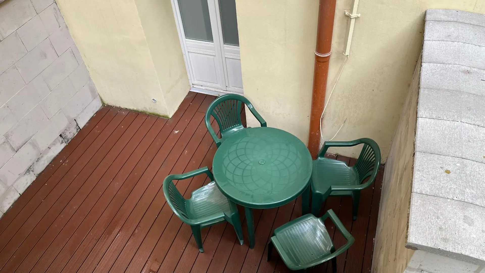 Riverbridge Apartments Πράγα
